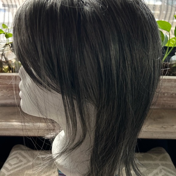 Taylor top piece wig topper Godiva’s Secret Smokey Frost New - Picture 6 of 12